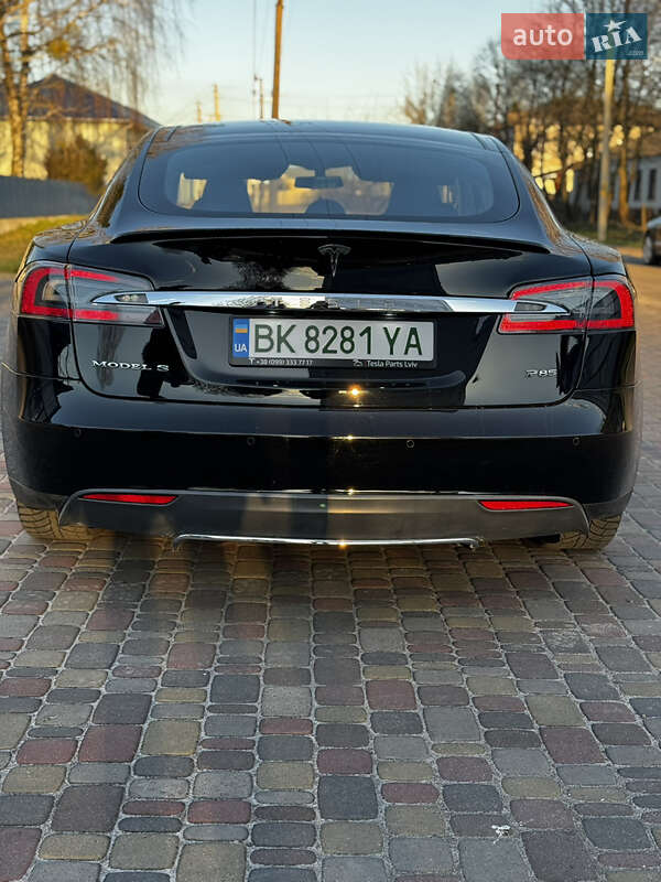Ліфтбек Tesla Model S 2014 в Сарнах фото 10 Ліфтбек Tesla Model S 2014 в Сарнах