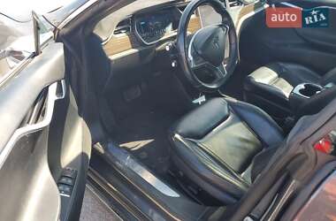 Ліфтбек Tesla Model S 2015 в 