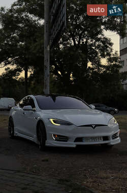 Лифтбек Tesla Model S 2013 в Одессе