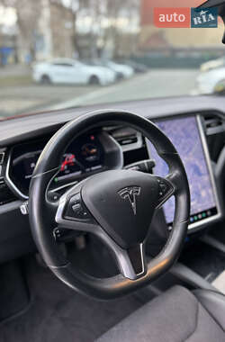 Ліфтбек Tesla Model S 2017 в 