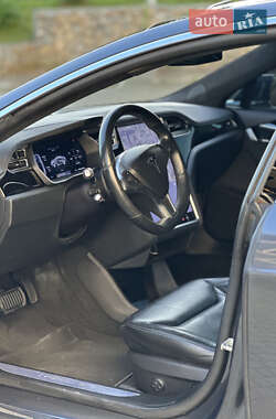 Лифтбек Tesla Model S 2015 в 