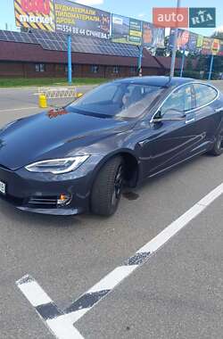Лифтбек Tesla Model S 2018 в 