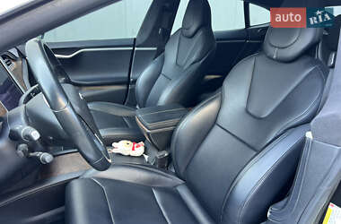 Лифтбек Tesla Model S 2017 в 