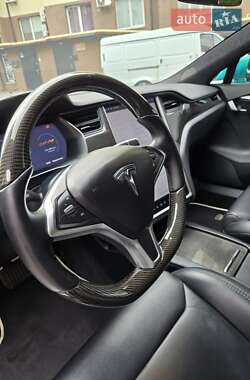 Лифтбек Tesla Model S 2018 в 