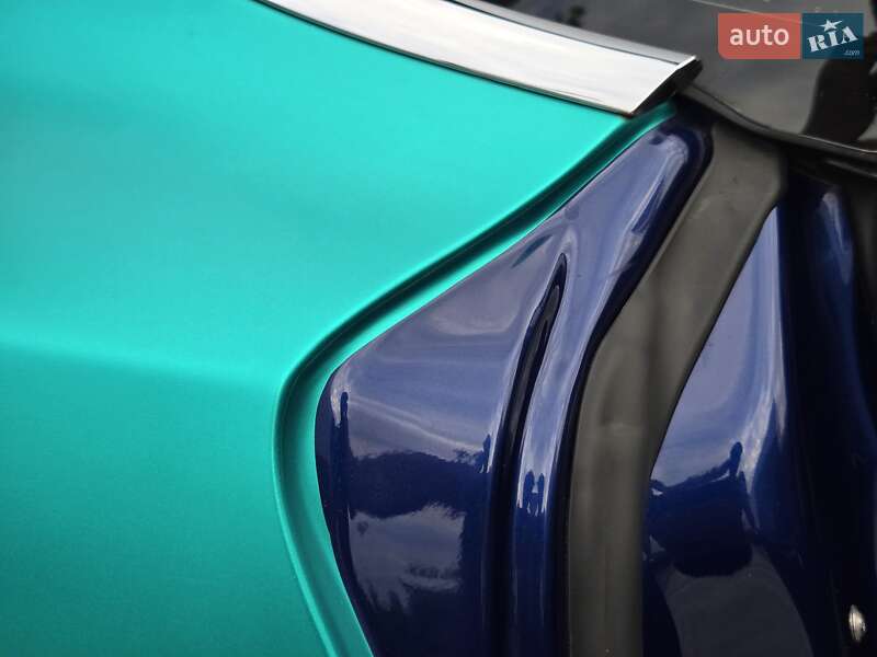 Лифтбек Tesla Model S 2018 в Киеве