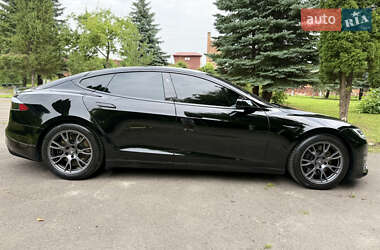 Лифтбек Tesla Model S 2021 в 