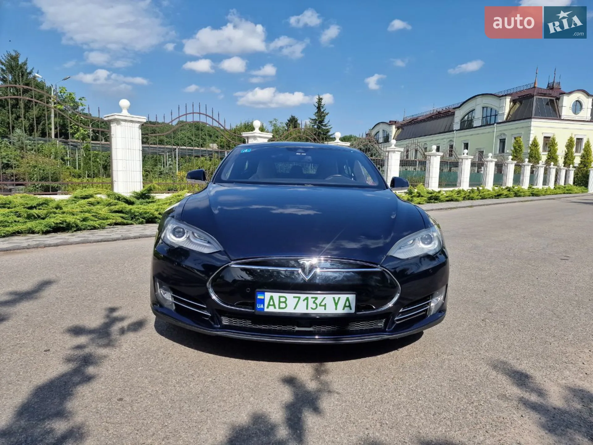 2015 Tesla Model S - фото 1