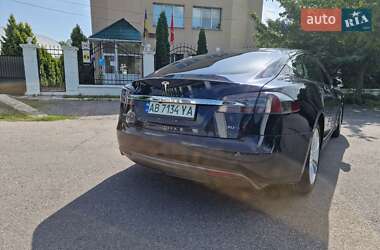 Ліфтбек Tesla Model S 2015 в Вінниці