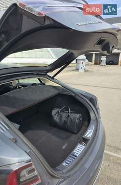 Ліфтбек Tesla Model S 2013 в 