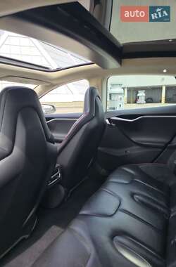 Ліфтбек Tesla Model S 2013 в 