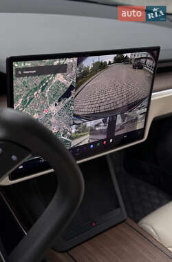 Лифтбек Tesla Model S 2021 в 