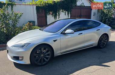 Лифтбек Tesla Model S 2017 в Одессе