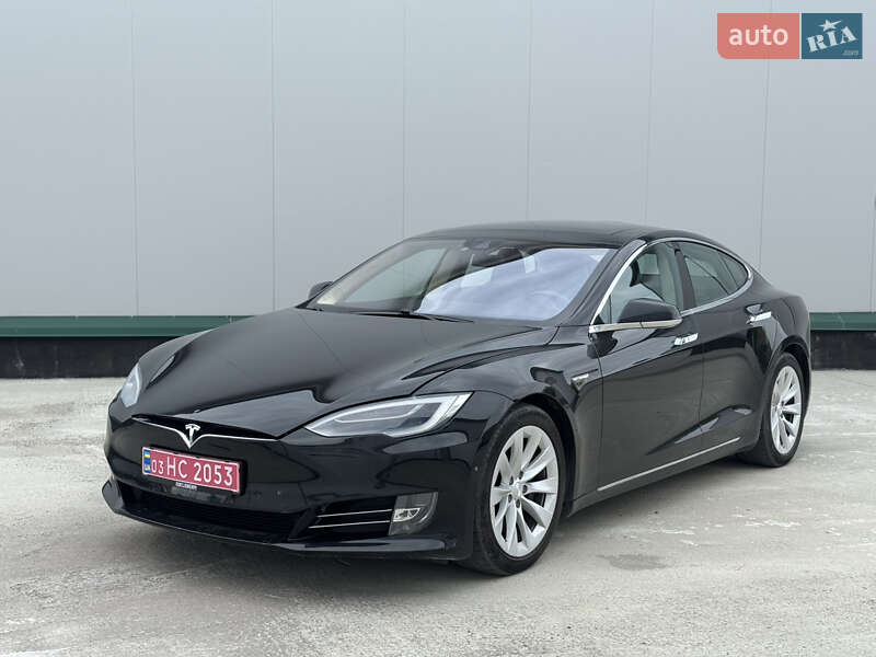 Tesla Model S 2016