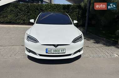Лифтбек Tesla Model S 2020 в Днепре