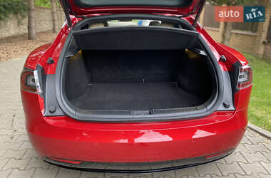Лифтбек Tesla Model S 2016 в 