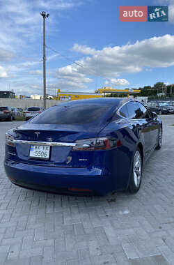 Лифтбек Tesla Model S 2016 в 