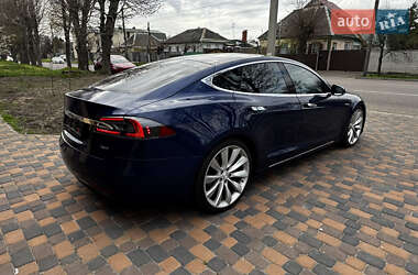 Лифтбек Tesla Model S 2017 в 
