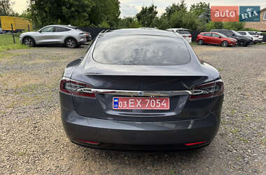 Лифтбек Tesla Model S 2018 в 