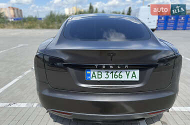 Лифтбек Tesla Model S 2014 в 