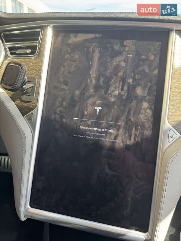 Лифтбек Tesla Model S 2013 в Львове