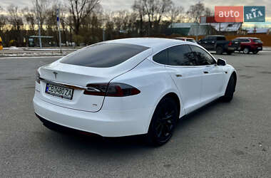 Лифтбек Tesla Model S 2016 в 