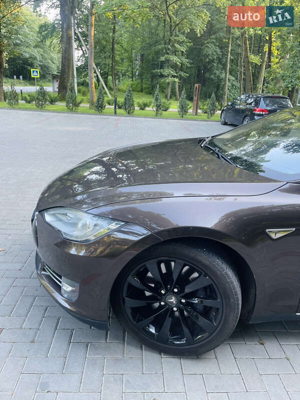 Ліфтбек Tesla Model S 2013 в Луцьку фото 3 Ліфтбек Tesla Model S 2013 в Луцьку