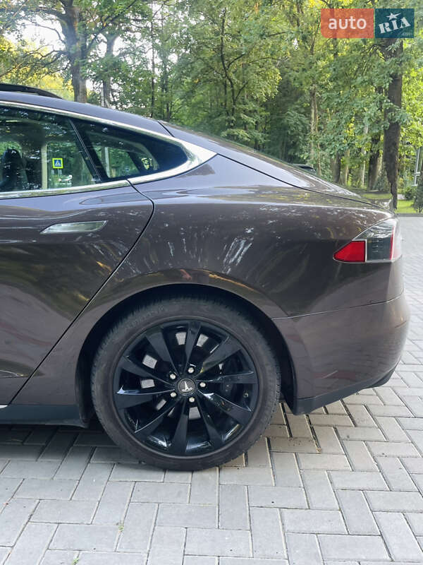 Ліфтбек Tesla Model S 2013 в Луцьку фото 7 Ліфтбек Tesla Model S 2013 в Луцьку