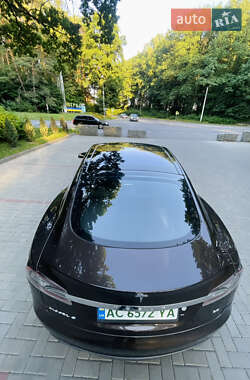 Лифтбек Tesla Model S 2013 в 