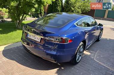 Лифтбек Tesla Model S 2020 в Виннице