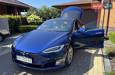 Лифтбек Tesla Model S 2020 в Виннице
