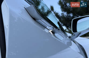 Лифтбек Tesla Model S 2015 в 