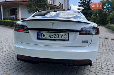 Лифтбек Tesla Model S 2022 в 