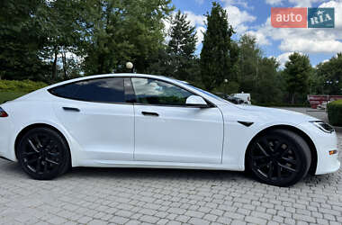 Лифтбек Tesla Model S 2022 в 