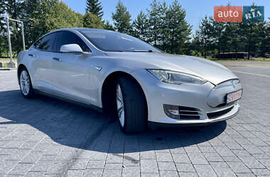 Ліфтбек Tesla Model S 2013 в 