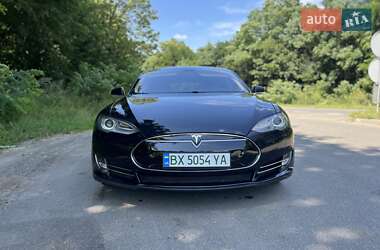 Лифтбек Tesla Model S 2013 в 