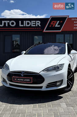 Лифтбек Tesla Model S 2014 в Кропивницком