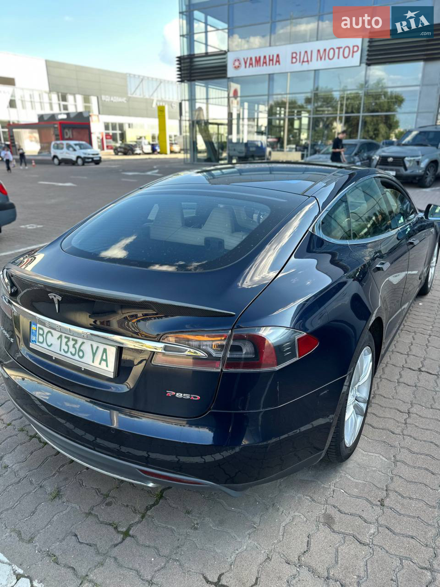 2015 Tesla Model S - мініатюра 12