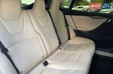 Лифтбек Tesla Model S 2018 в 