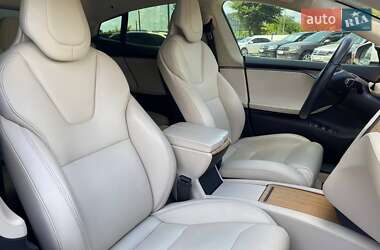 Лифтбек Tesla Model S 2018 в 