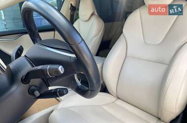 Лифтбек Tesla Model S 2018 в 