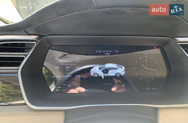 Лифтбек Tesla Model S 2015 в 