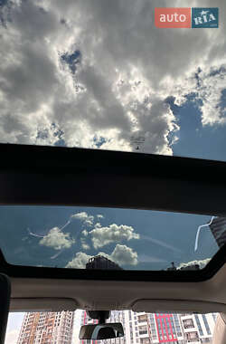 Лифтбек Tesla Model S 2014 в 