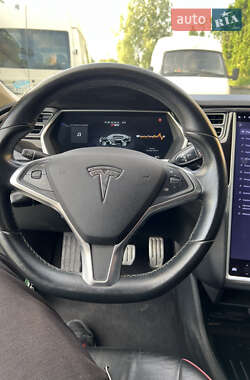 Лифтбек Tesla Model S 2015 в Обухове
