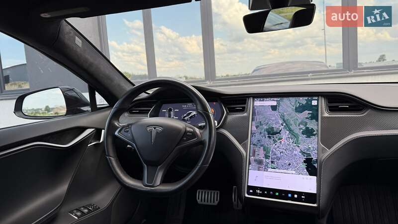 Лифтбек Tesla Model S 2019 в Тернополе