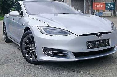 Ліфтбек Tesla Model S 2018 в 