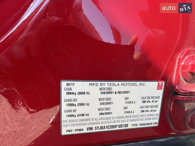 Лифтбек Tesla Model S 2017 в Тернополе