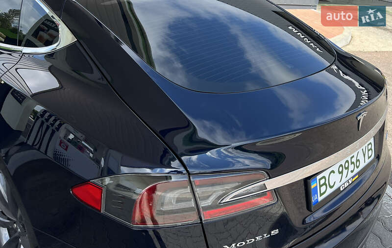 Лифтбек Tesla Model S 2014 в Дрогобыче