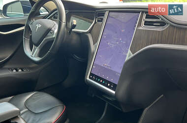 Лифтбек Tesla Model S 2014 в 