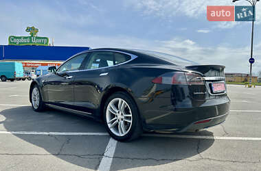 Лифтбек Tesla Model S 2014 в 