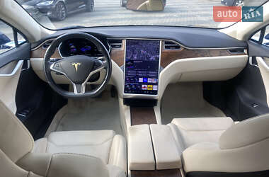 Лифтбек Tesla Model S 2018 в 
